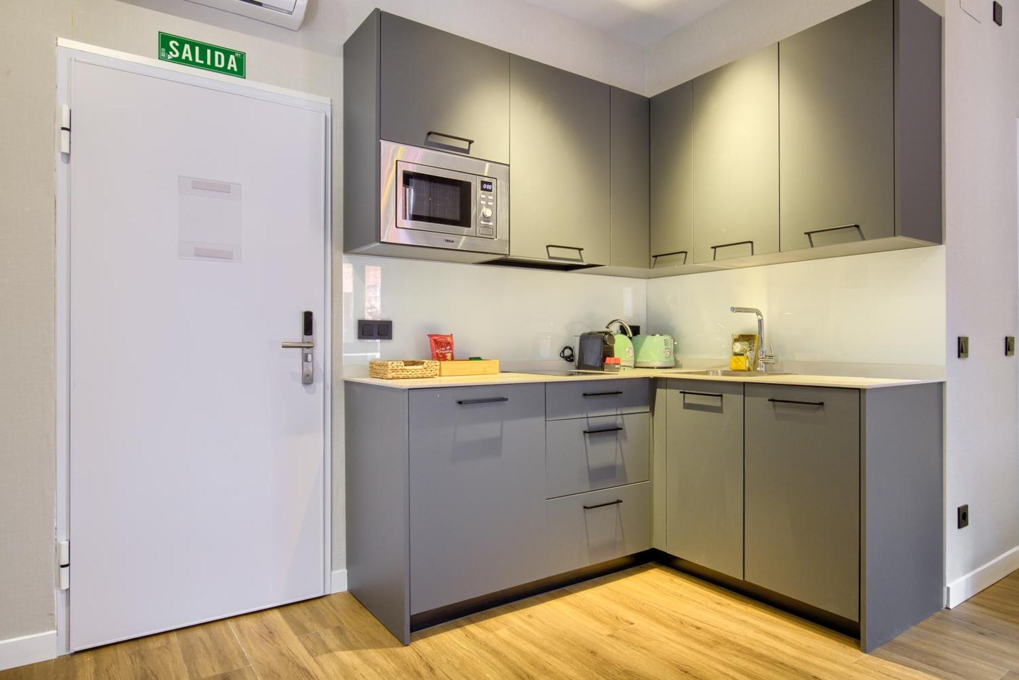 Dobo Madrid Justicia Appartement Buitenkant foto